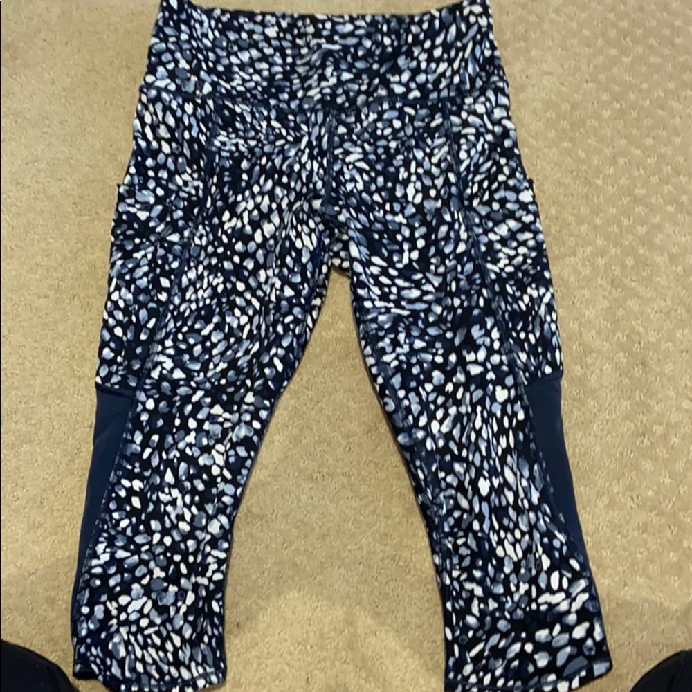 Athleta cropped leggings